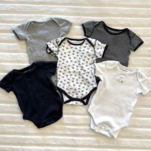 Burt’s bees 3-6 month onsies 5-PACK!